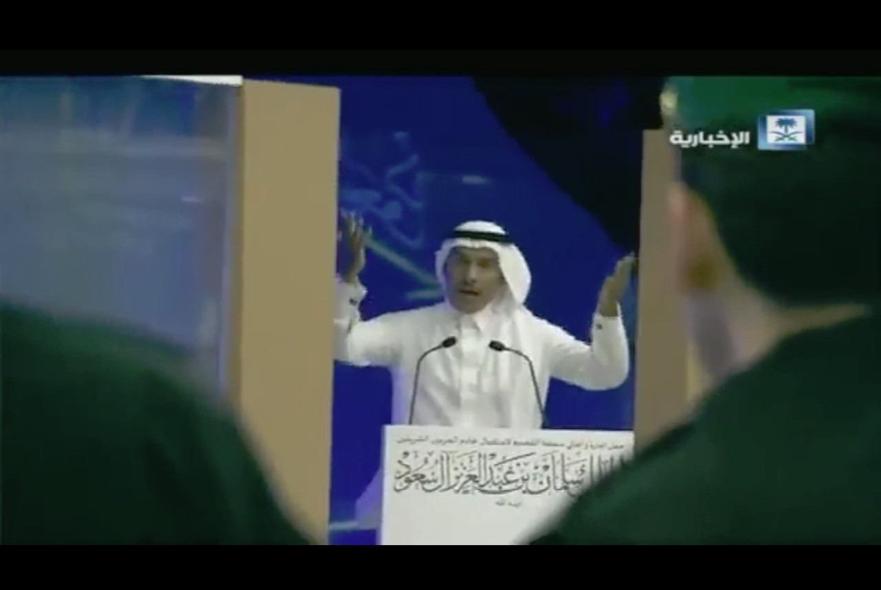 فيديو.. الحافي والشبعان يشعلان حفل استقبال أهالي القصيم للملك بقصائدهما