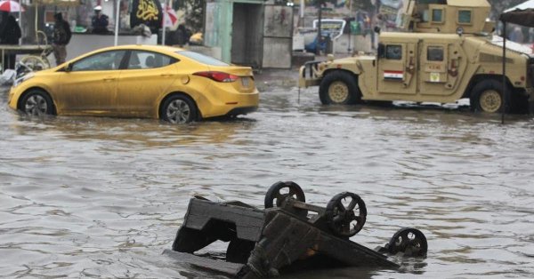 سيول العراق تقتل 17 وتصيب 178