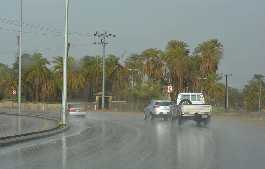 مدني نجران يحذر المواطنين والمقيمين من التقلبات الجوية