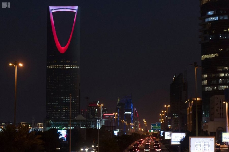 أبراج #الرياض تتوشح بألوان علم #البحرين احتفاءً بذكرى # ...