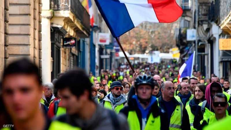 سقوط القتيل العاشر خلال احتجاجات السترات الصفراء بفرنسا