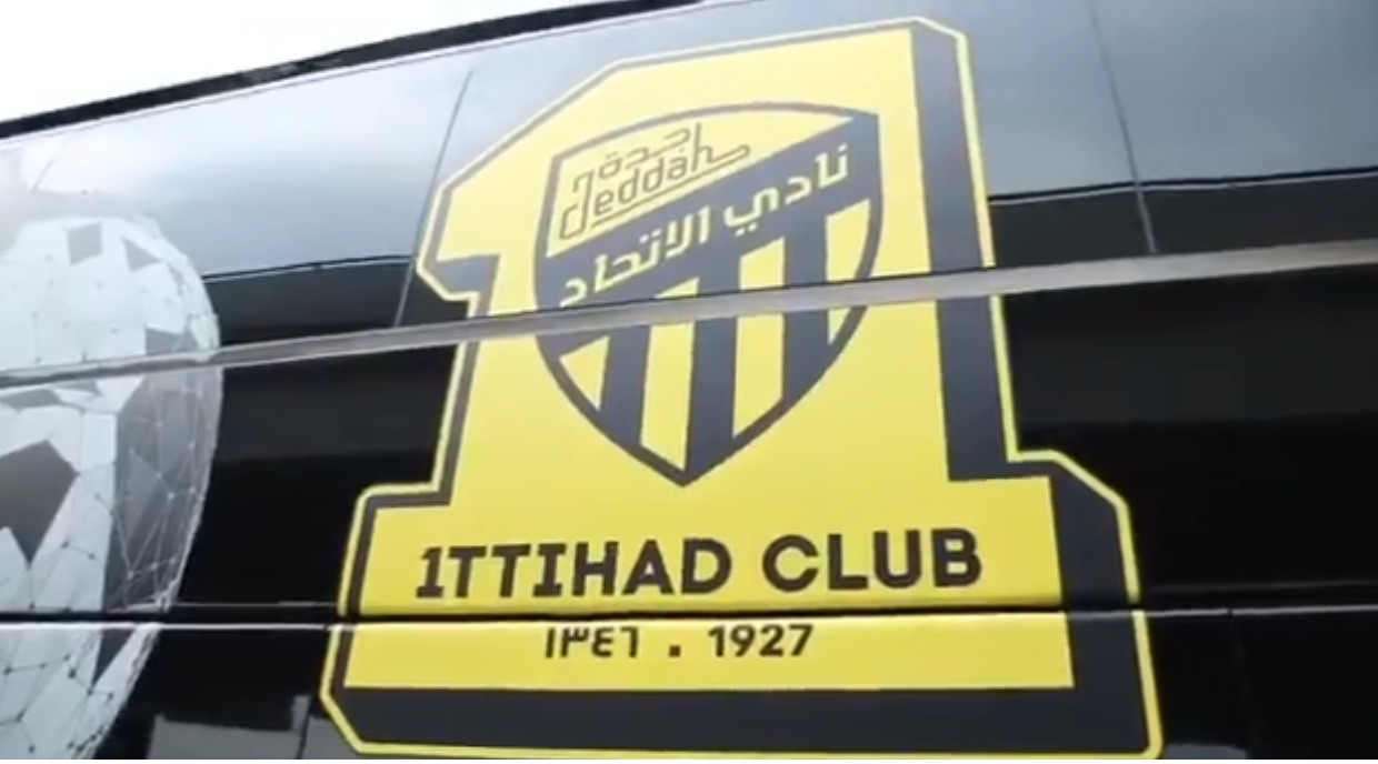 جمال عارف غاضبًا من “الطقطقة” على الاتحاد