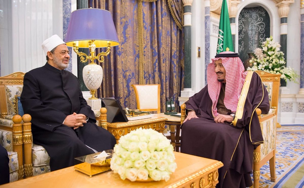 الملك سلمان يثني على دور الأزهر في خدمة قضايا الأمة الإسلامية