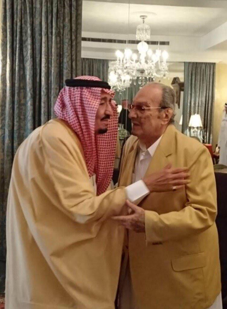 صور تحكي اهتمام الملك سلمان بأخيه الأمير طلال بن عبدالعزيز