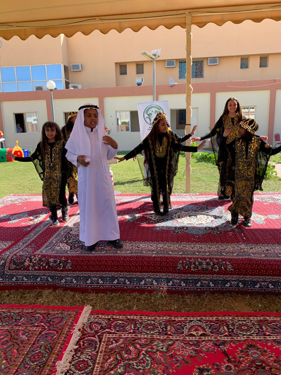 2200 من ذوي الإعاقة يحتفلون بيومهم العالمي في مراكز تأهيل الرياض