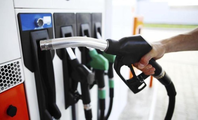 أرامكو تعلن مراجعة أسعار البنزين تخفيض سعر بنزين 95 صحيفة