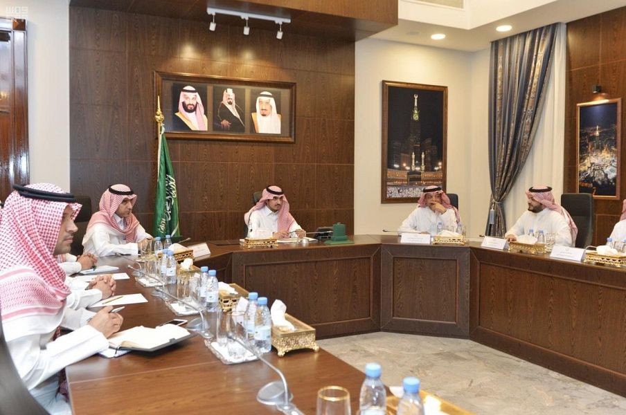 نائب أمير مكة يطلع على خطة تشغيل مطار الملك عبدالعزيز الجديد
