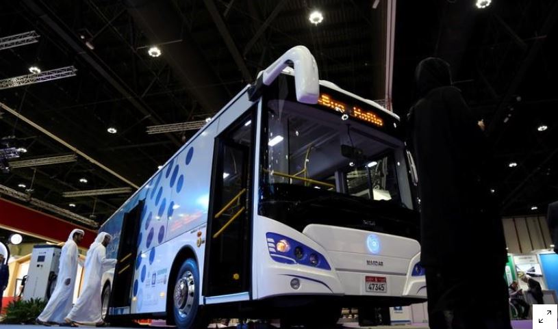 تتسع لـ 30 راكبًا.. تدشين أول حافلة تعمل بالطاقة الكهربائية في أبوظبي