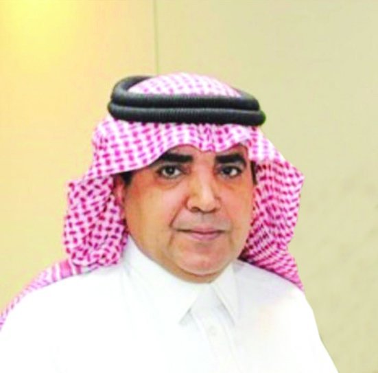 وزير الإعلام ناعيًا فهد العبدالكريم: ترك بصمة واضحة خلال مسيرته