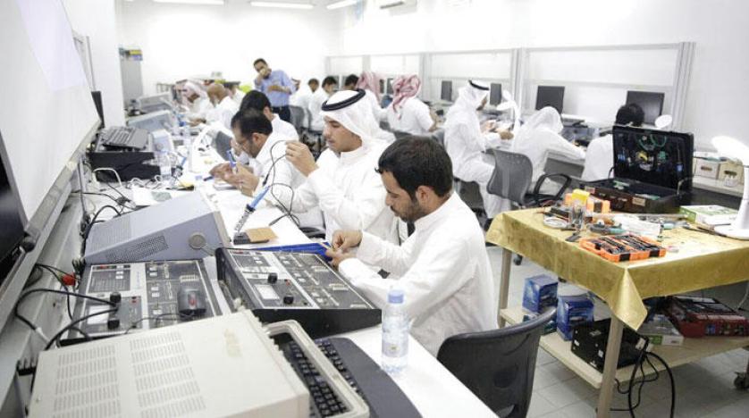 تدشين المرحلة الثالثة لتطبيق قرار توطين المهن في الباحة