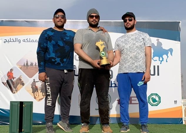 مربط الكماة بطلًا للقدرة والتحمل فئة الشباب والناشئين