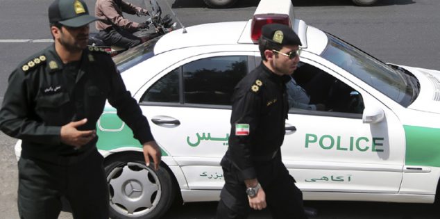 هجومان انتحاريان قرب مركز شرطة في إيران