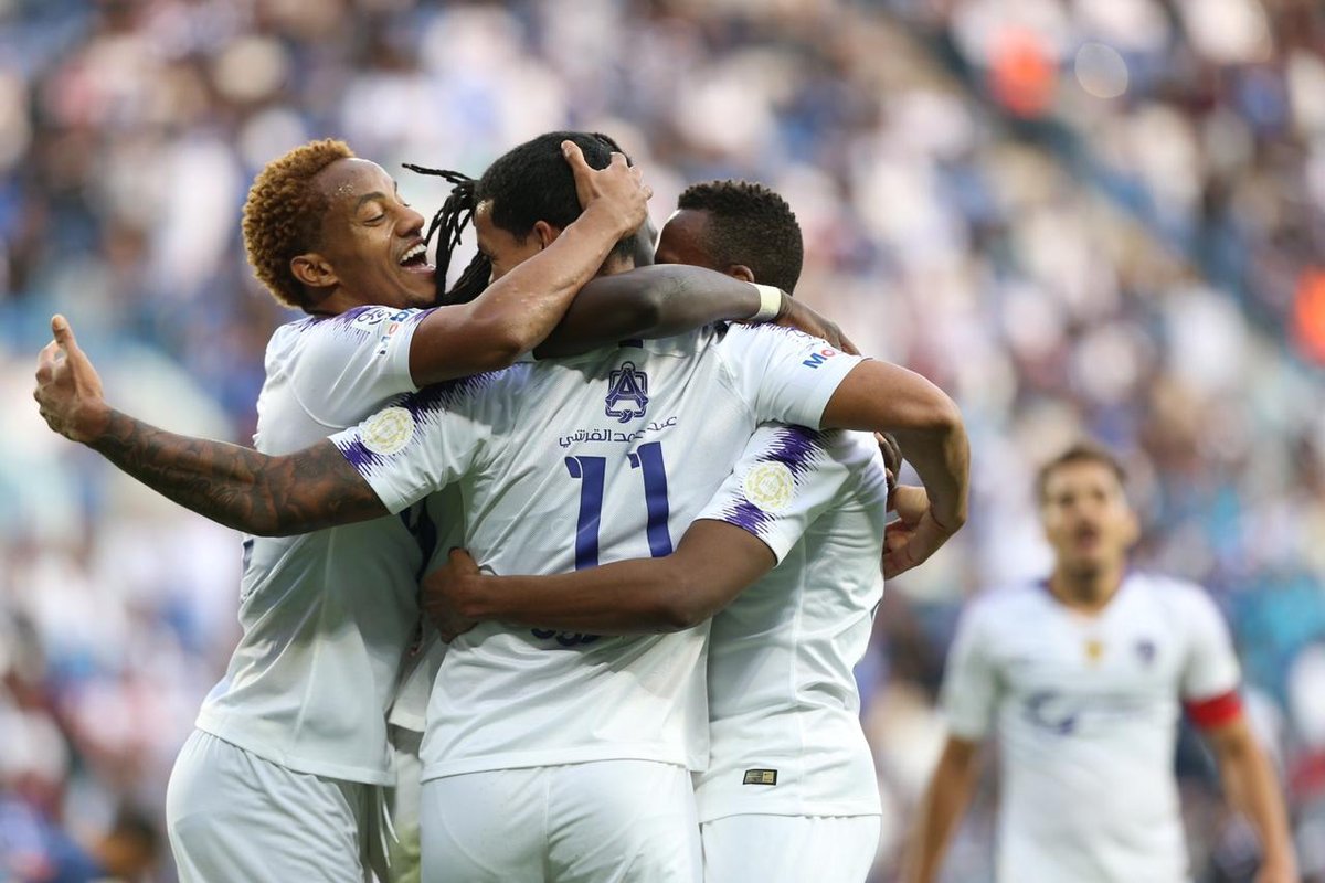 الهلال والدرع .. الزعيم يمطر شباك ضيفه بـ9 أهداف