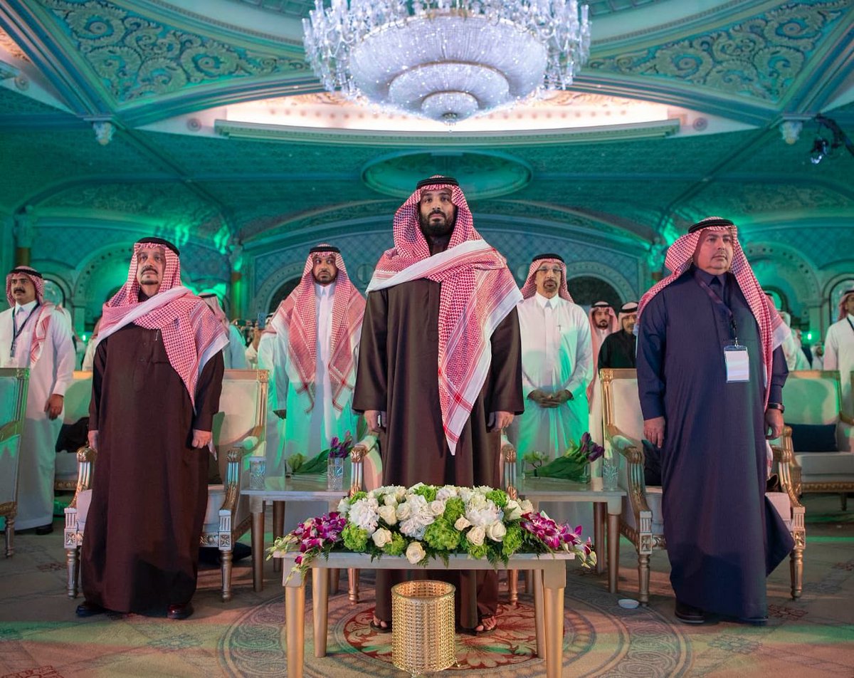 وسط تهافت المستثمرين.. محمد بن سلمان يقود المملكة إلى تحقيق أهداف رؤية 2030