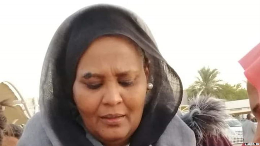 للمرة الثالثة .. اعتقال ابنة الصادق المهدي في السودان
