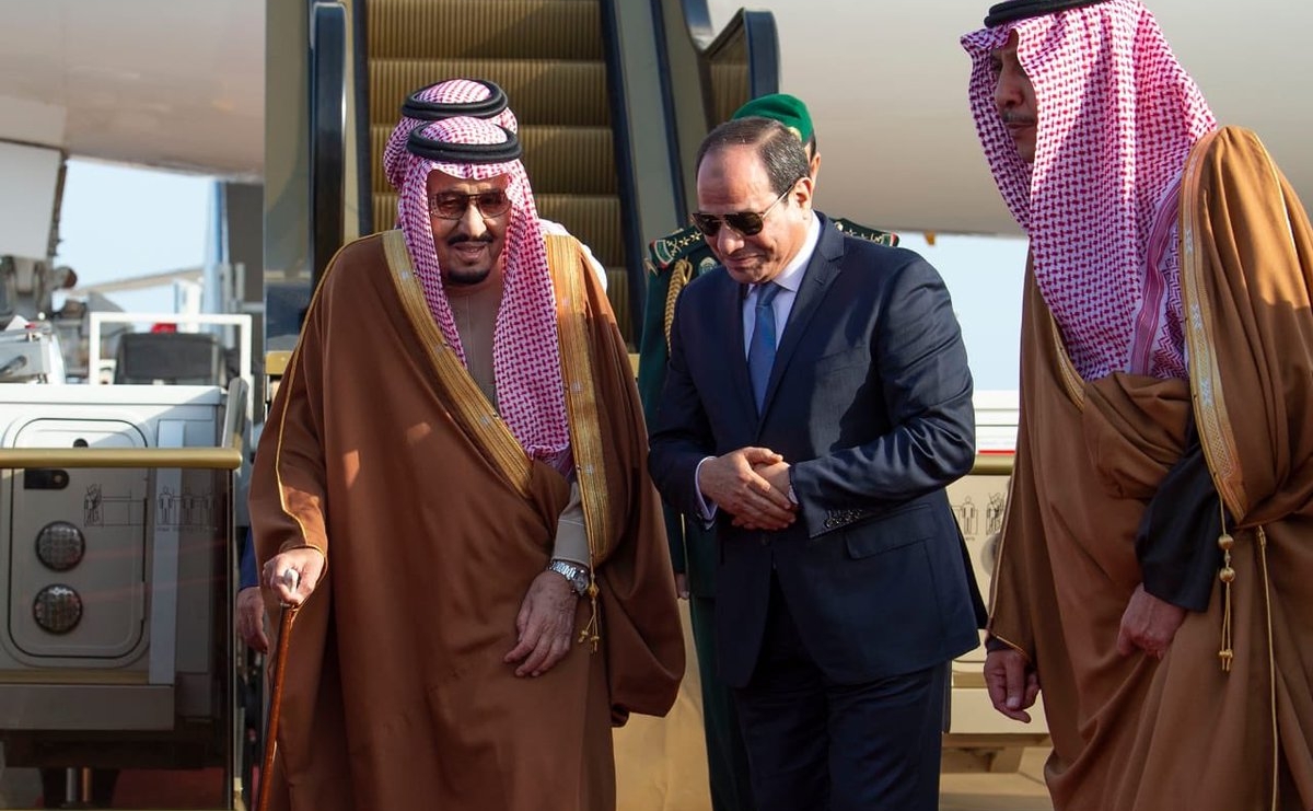 زيارة الملك سلمان إلى مصر تُذكر بمقولة السيسي وترسخ تاريخًا لن يُنسى