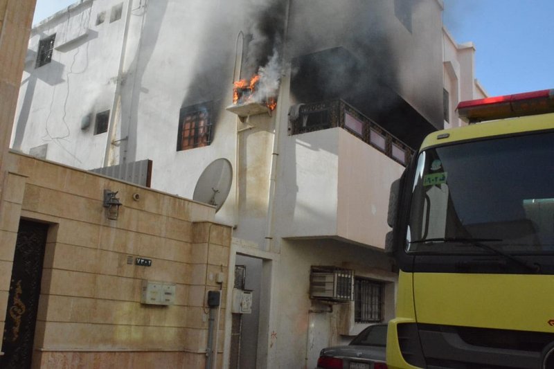 إصابة 3 أطفال و4 نساء في حريق مروع بربوة جدة
