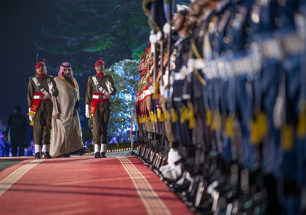 فيديو “المواطن”.. استقبال في باكستان يليق بالضيف الكبير الأمير محمد بن سلمان