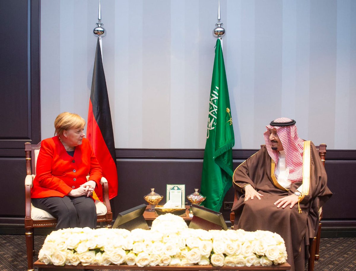 الملك سلمان يبحث في شرم الشيخ تعزيز التعاون المشترك مع ميركل