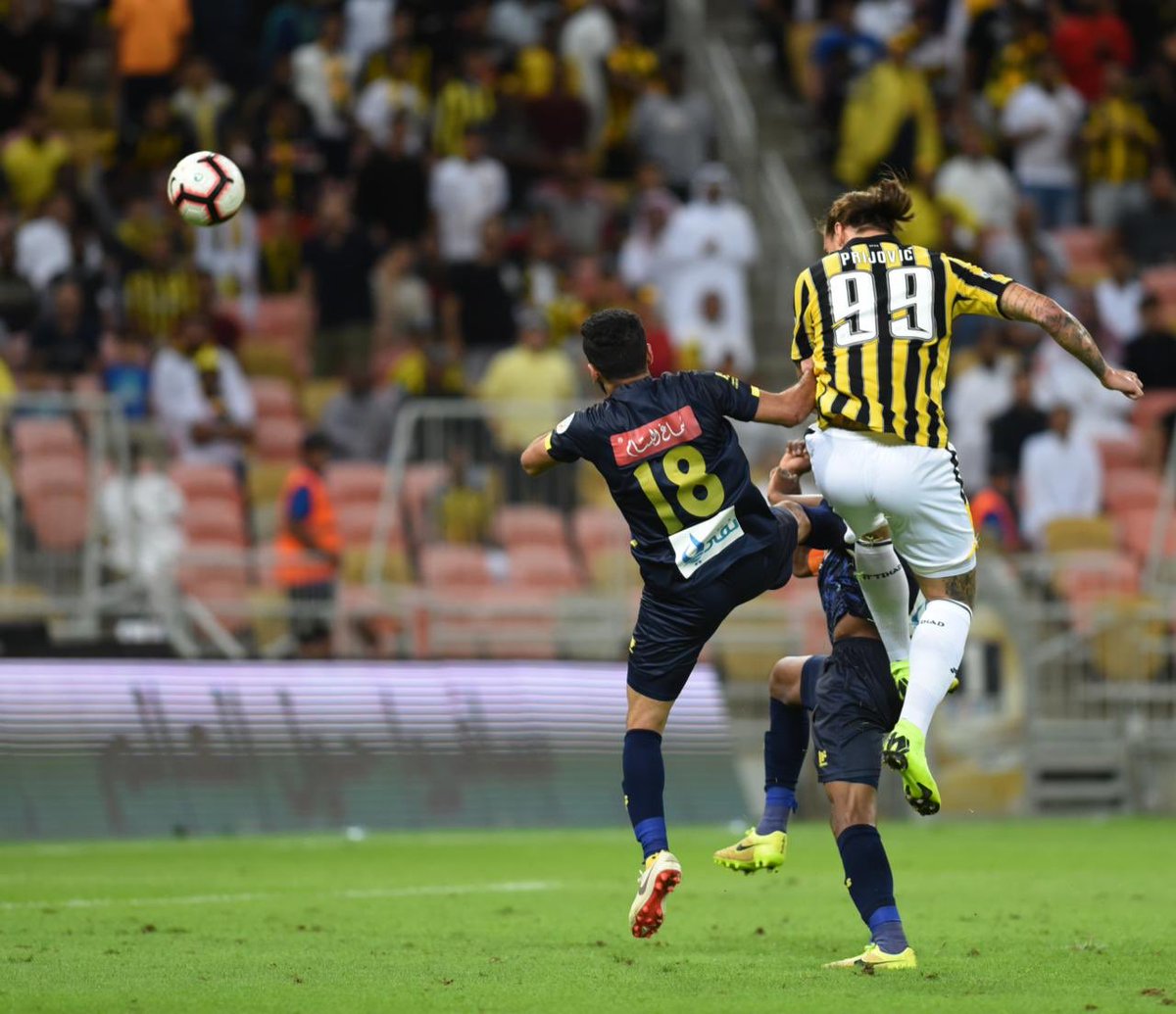 الـVAR .. قتل حلم #الاتحاد وأمواج الغضب تجتاح الفريق