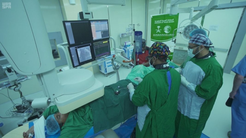 أطباء مركز الملك سلمان للإغاثة يجرون 7 عمليات قلب مفتوح و19 قسطرة لأطفال المكلا - المواطن