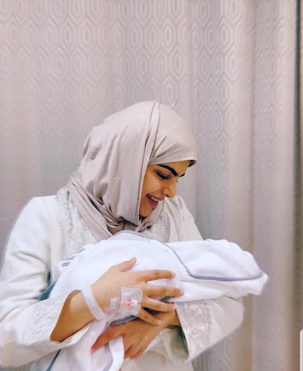 سارة الودعاني تنشر أول صورة لمولودها سعد