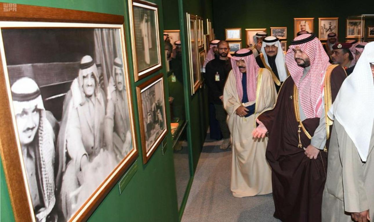 1000 صورة بمعرض الفهد روح القيادة في الكويت