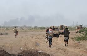 30 قتيلاً وجريحاً من الحوثيين في معارك مع قبائل حجور