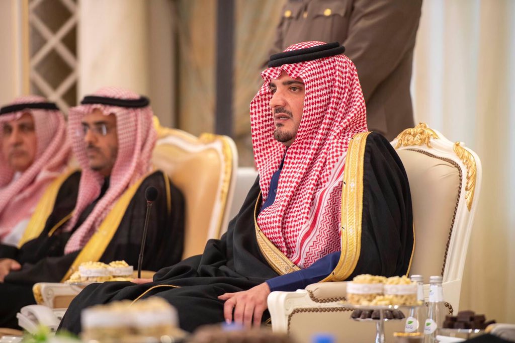 فيديو.. عبدالعزيز بن سعود لمتقاعدي الداخلية: أعتبركم من منسوبي الوزارة ممن هم على رأس العمل