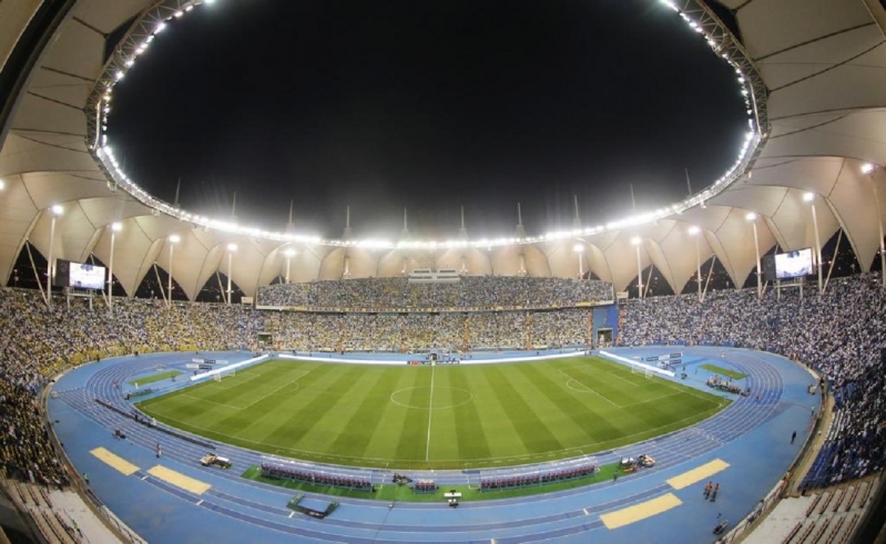 ملعب الملك فهد الدولي درة الملاعب في المرتبة الأولى