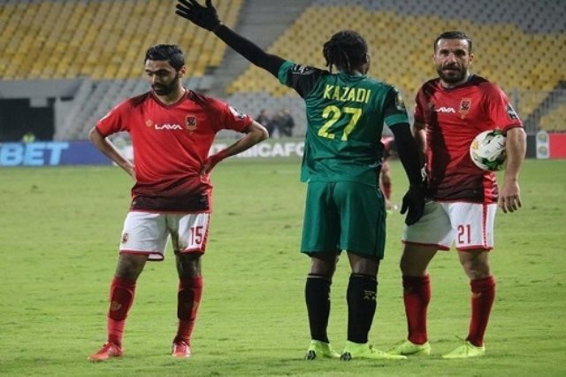 الأهلي المصري يدفع ثمن إهدار الفرص بسقوطه أمام فيتا كلوب