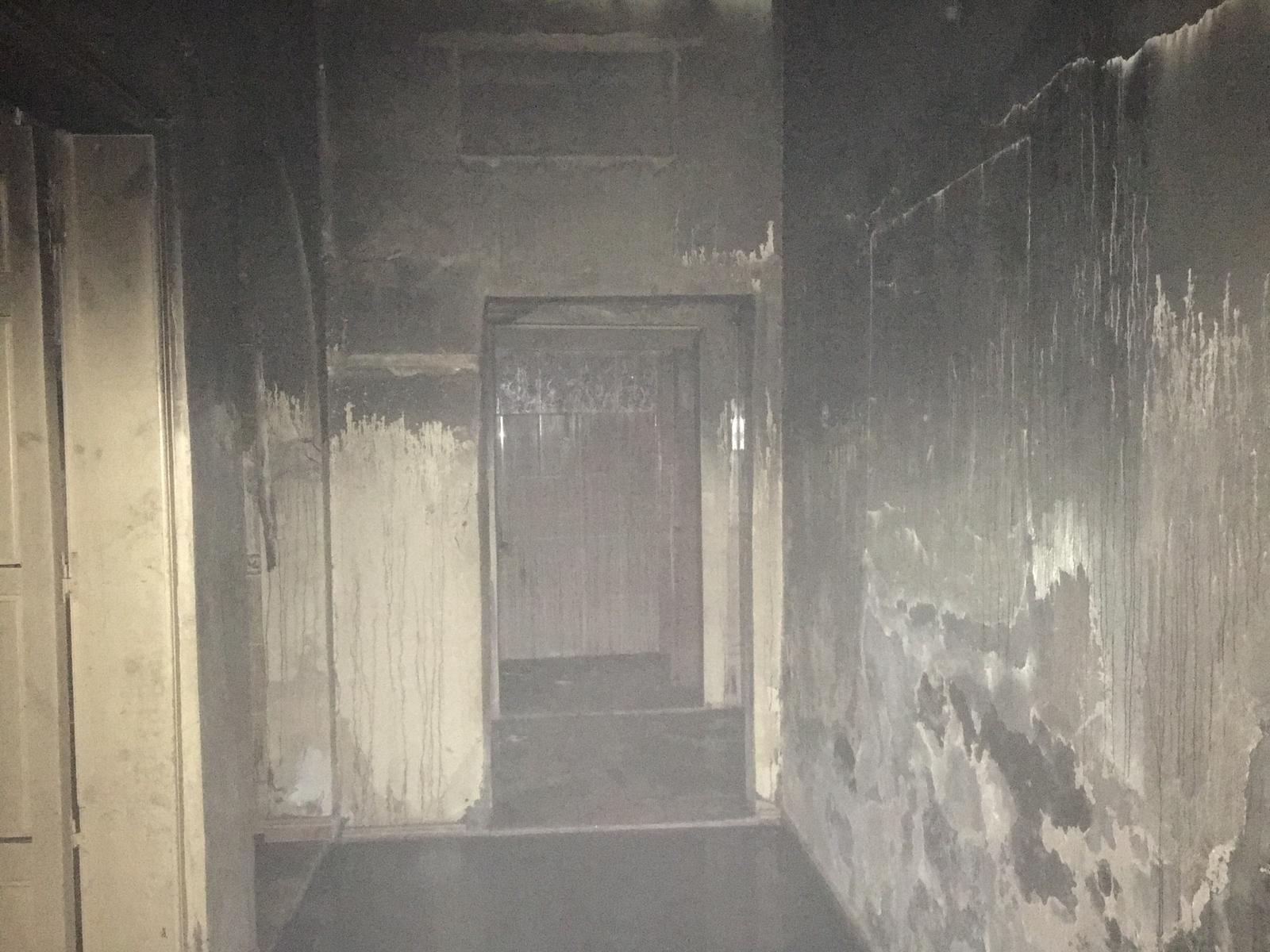 إصابة أربعة مواطنين بحريق شقة في ينبع