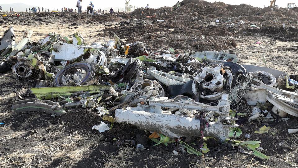 طائرة إثيوبيا المنكوبة.. شاهد عيان يكشف تفاصيل جديدة