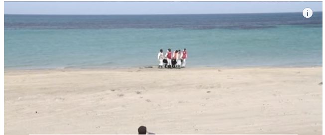 فيديو.. وفاة 30 مهاجرًا غرقًا قبالة سواحل ليبيا