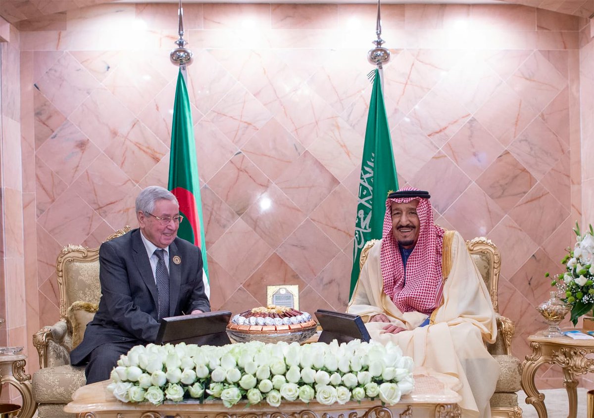 الملك سلمان يبحث مع رئيس مجلس الأمة الجزائري سبل تعزيز العلاقات الثنائية
