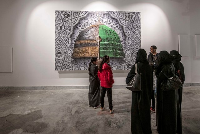 هيئة تطوير المدينة تستعرض إبداعات الفنانات السعوديات في معرض معاً