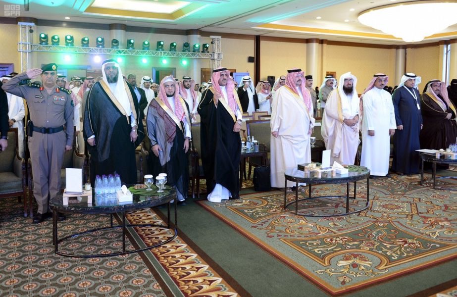 أمير عسير يرعى المؤتمر الدولي للإعلام والأزمات في جامعة الملك خالد