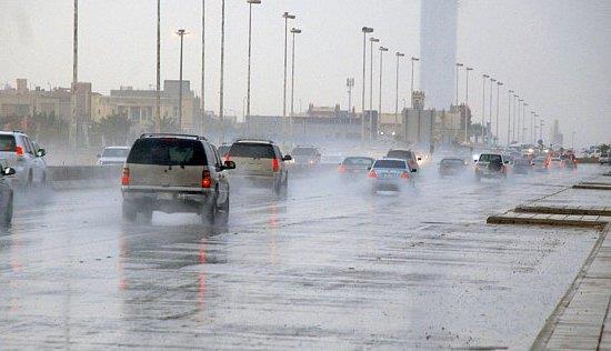 طقس 24 رمضان ممطر مع برد وغبار