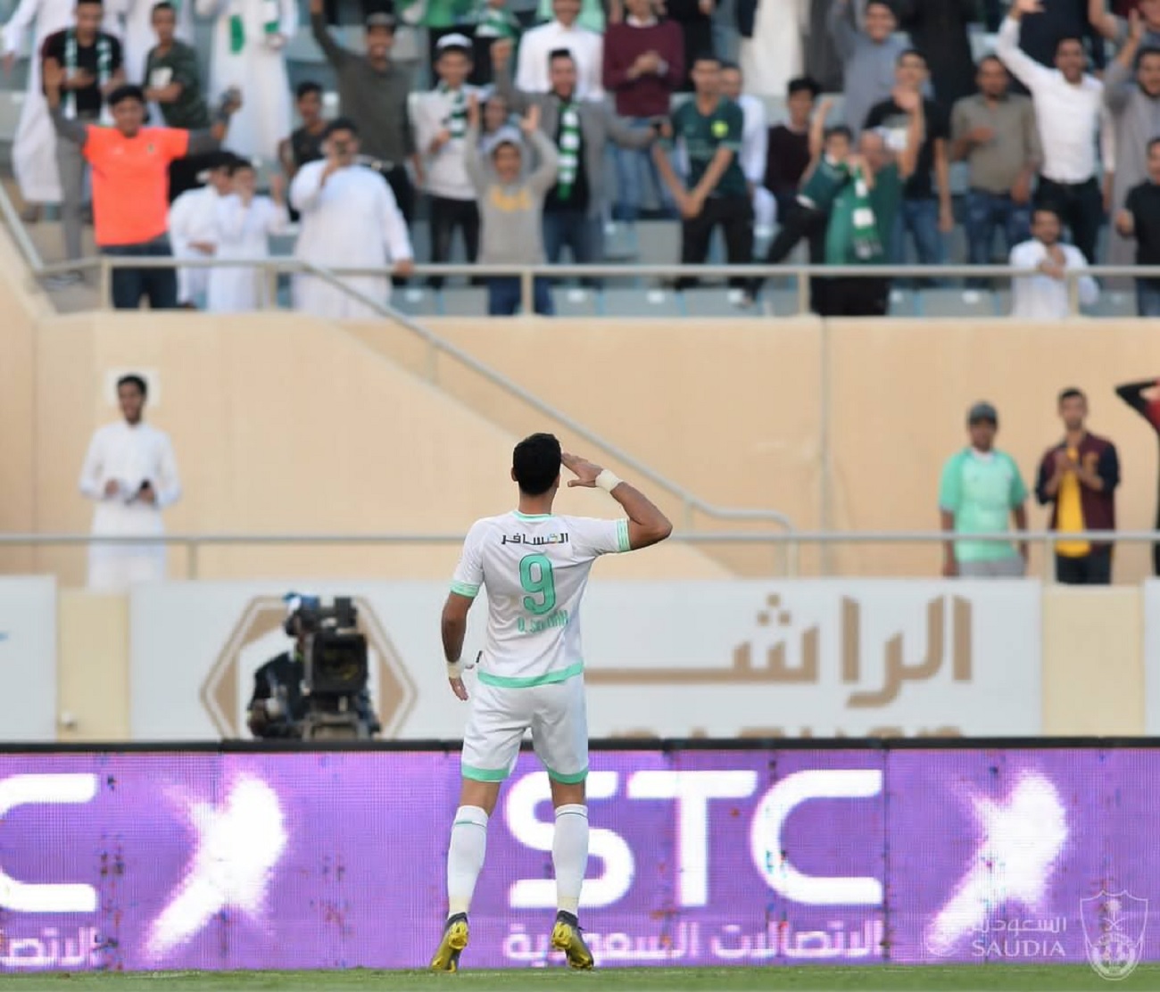 بدء بيع تذاكر جماهير #الأهلي في مباراة #الهلال