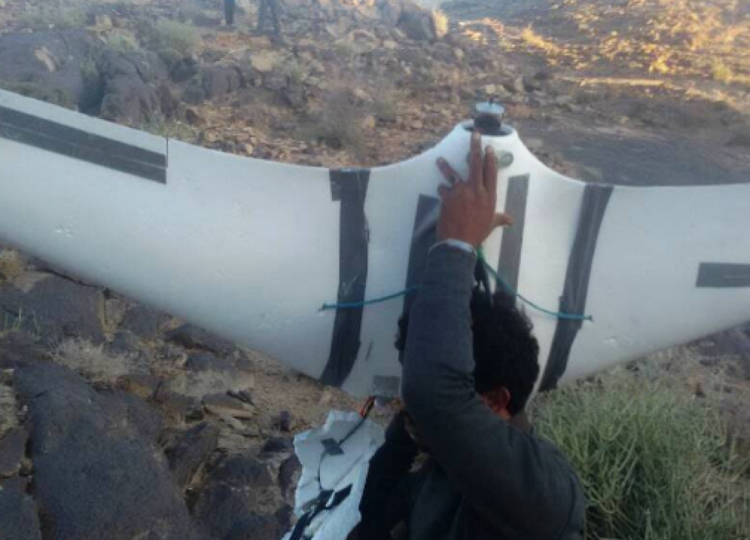 الجيش اليمني يسقط طائرة مسيرة إيرانية شمال حجة