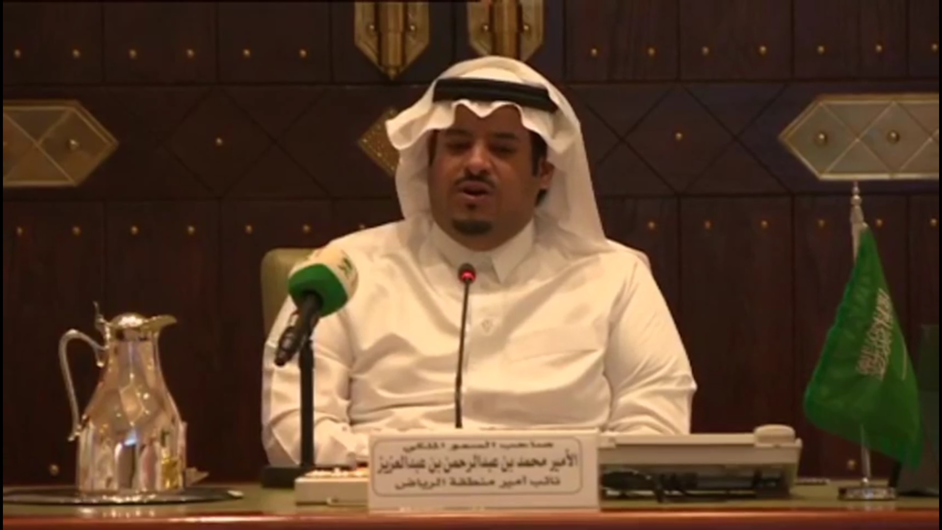 فيديو.. محمد بن عبدالرحمن لأعضاء بلدي الرياض: لم نوجد هنا إلا لخدمة المواطن