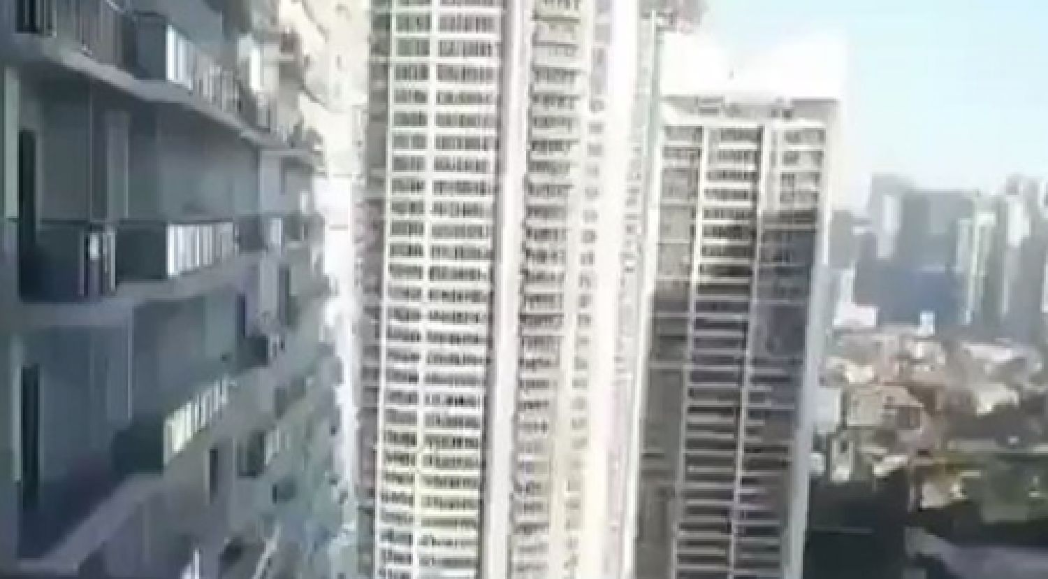 فيديو مروع.. أبراج سكنية في الفلبين تتمايل جراء الزلزال