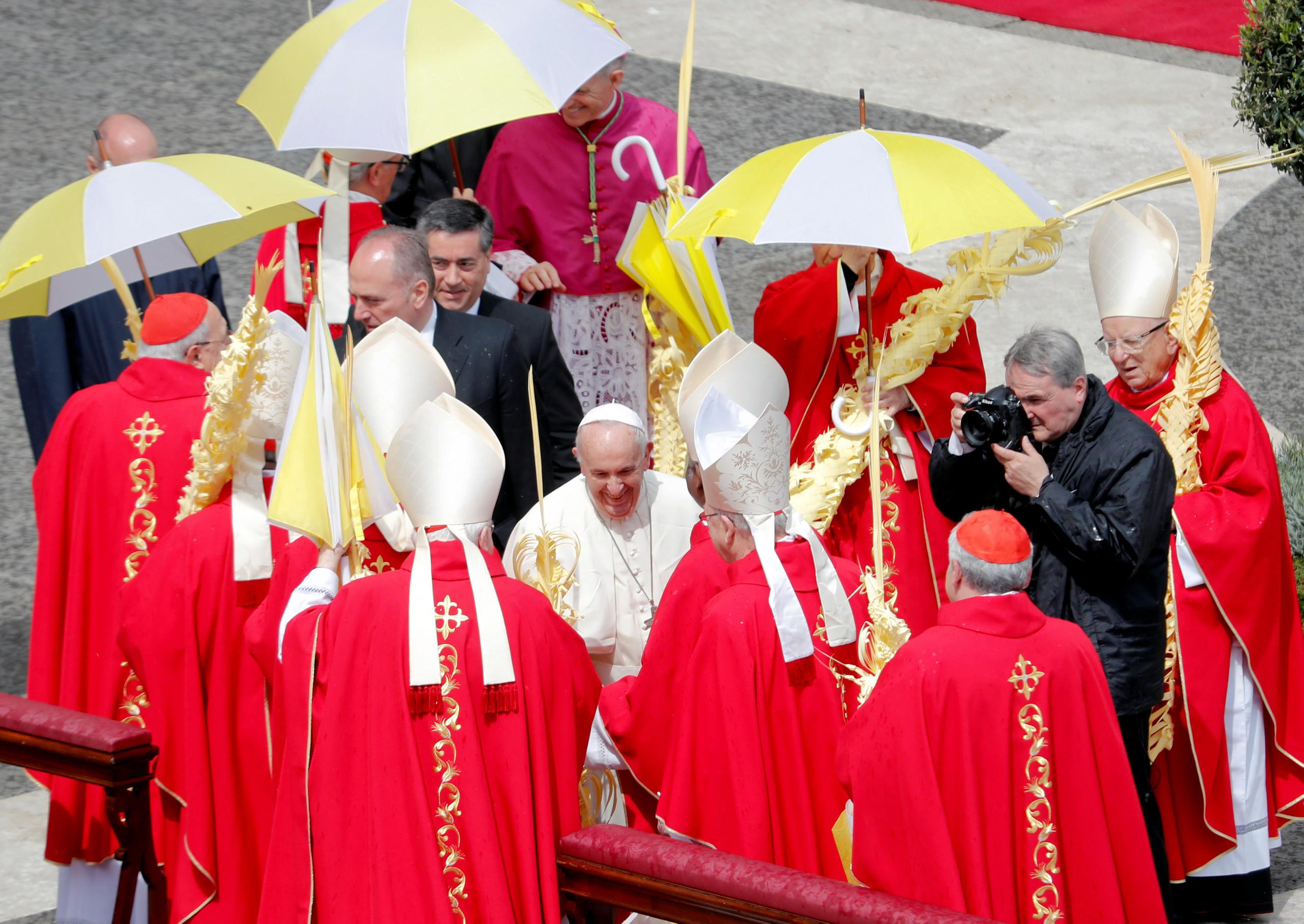 في أحد السعف .. البابا يحذر من أكبر إغراء يهدد الكنيسة
