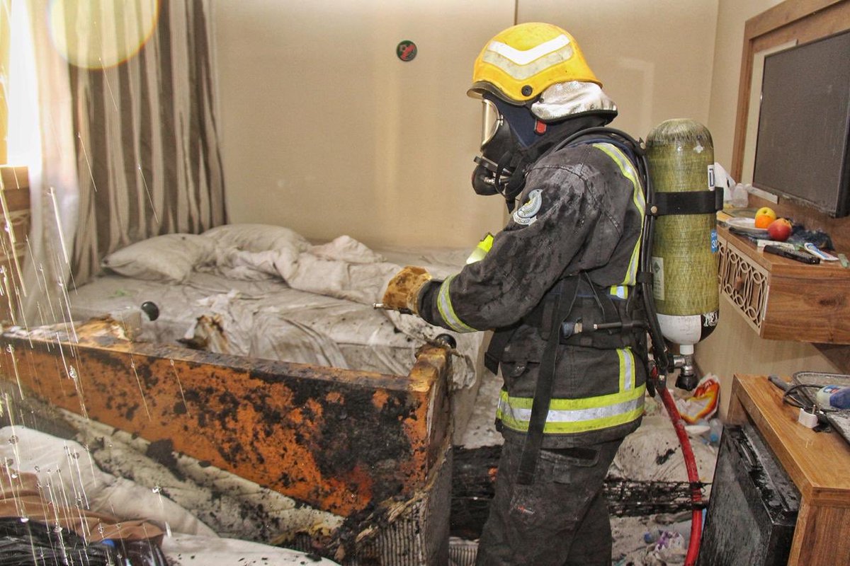 إخلاء 700 معتمر بعد حريق فندق بمكة
