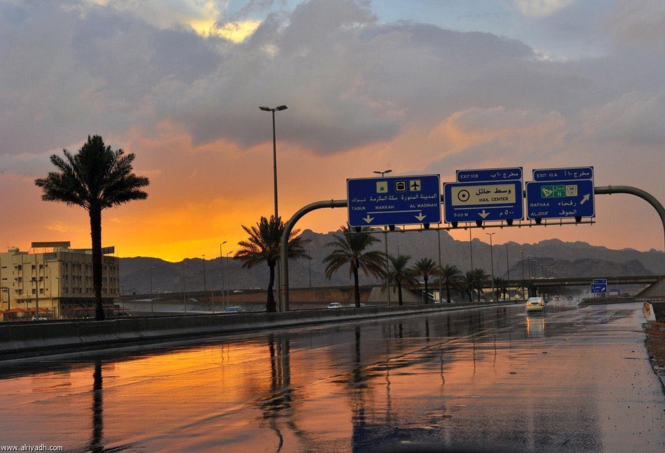 أمطار ورياح شديدة السرعة على منطقة حائل حتى المساء 