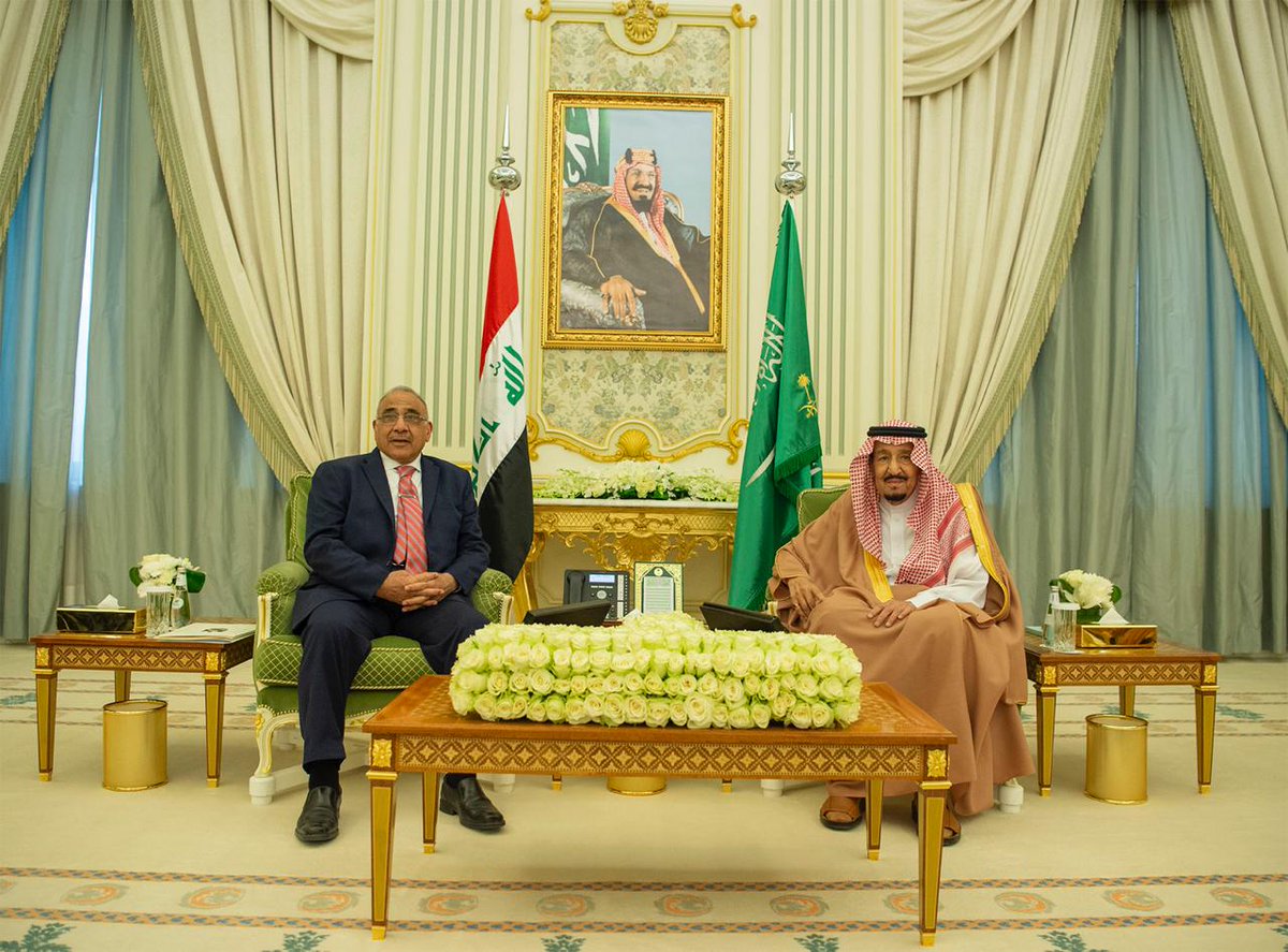 الملك سلمان يستعرض العلاقات الثنائية والقضايا الإقليمية مع رئيس وزراء العراق