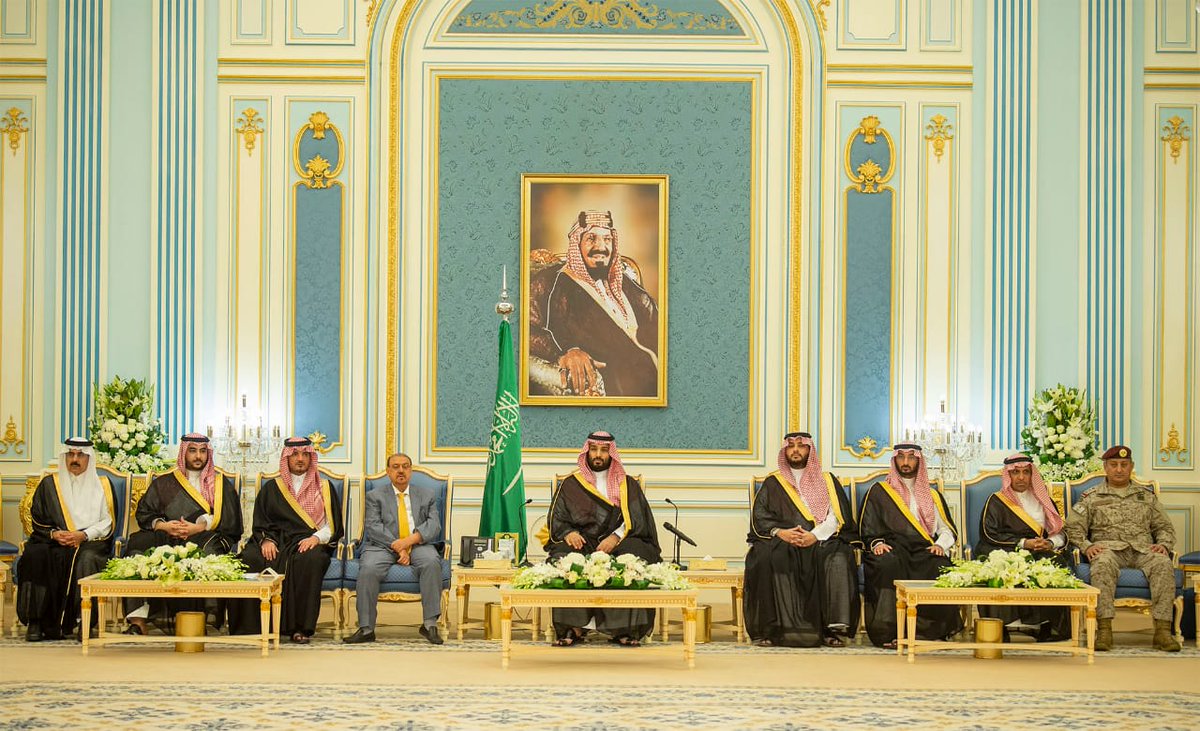 فيديو.. الأمير محمد بن سلمان يلتقي نواب اليمن بعد استئناف جلسات المجلس