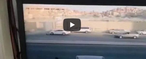 فيديو.. دهس مخالف بطريقة مروعة ومفاجأة أثارت دهشة السائق بعد الحادث