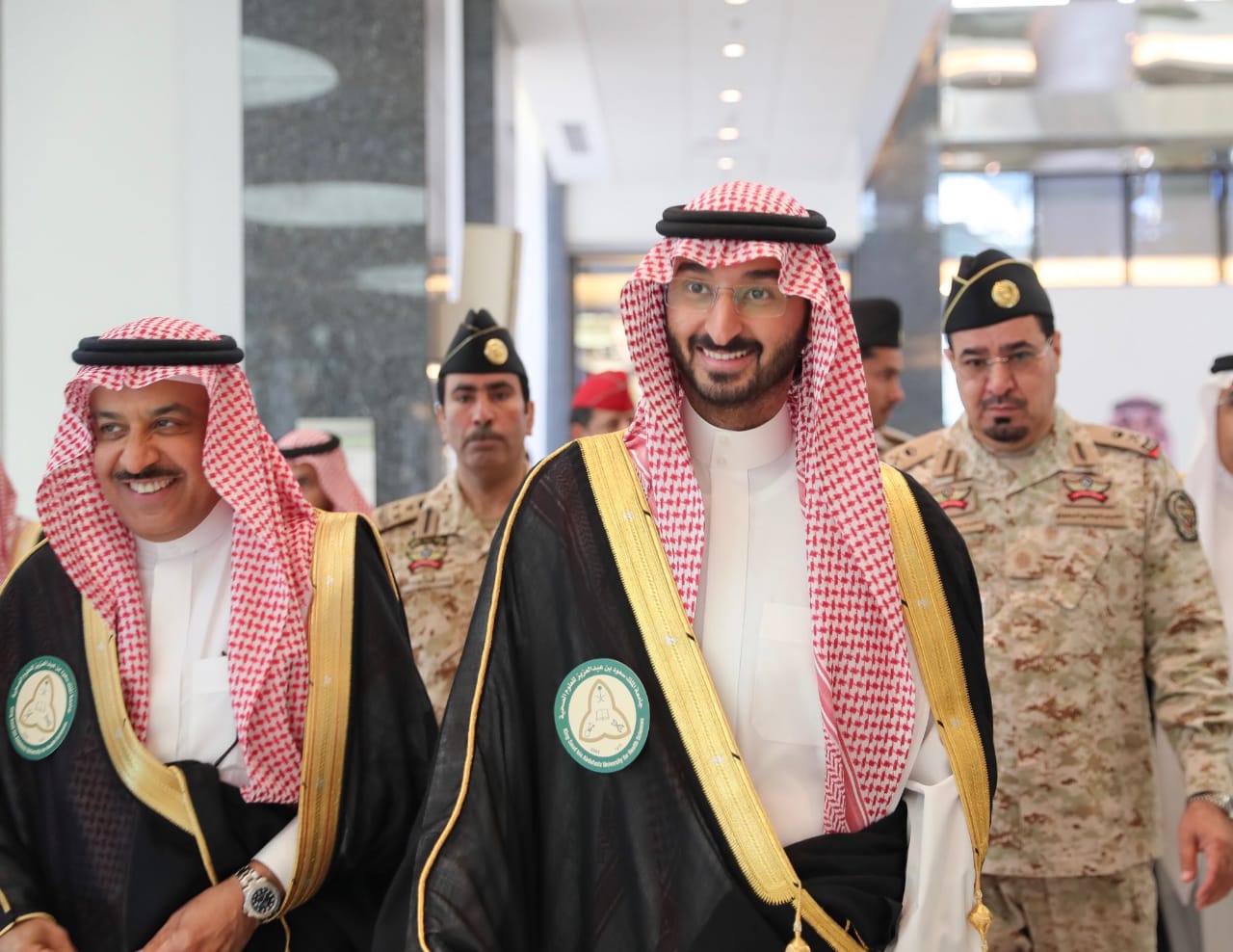 عبدالله بن بندر يرعى تخريج الدفعة 16 من جامعة الملك سعود للعلوم الصحية