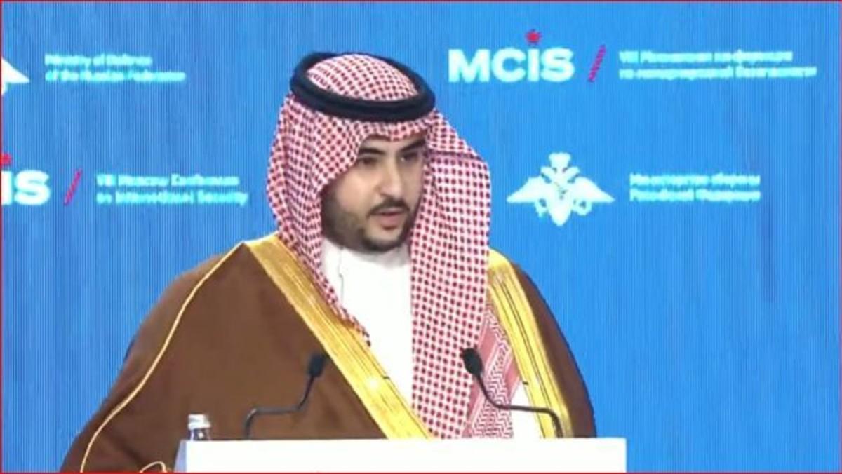 خالد بن سلمان: تكاتف جهود الدول الصديقة والشقيقة من أولويات المملكة لدحر الإرهاب